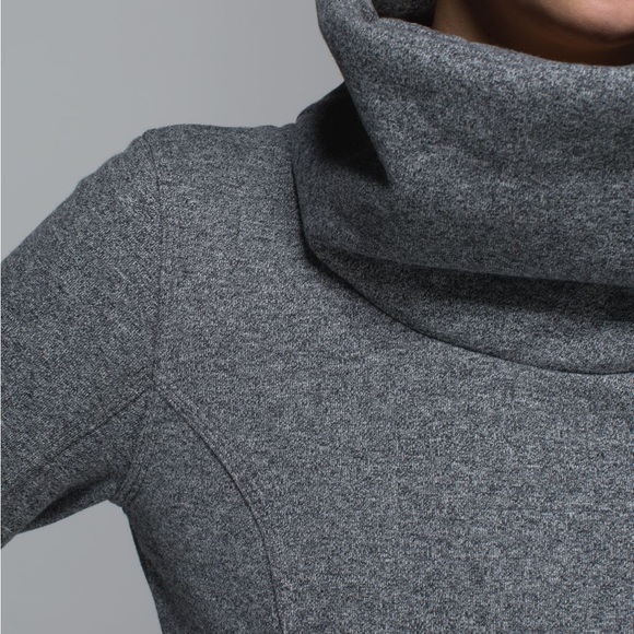 Luulemon Karmacollected Jacket
Weathered Speckled Black. 
Size 2. 
Flawless. - Picture 2 of 11